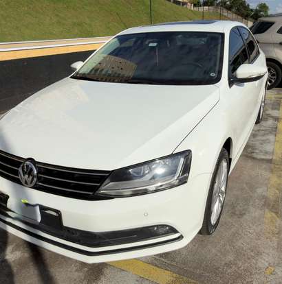 VOLKSWAGEN-JETTA-2017