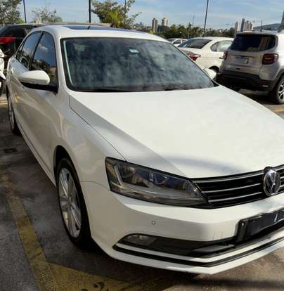 VOLKSWAGEN-JETTA-2017
