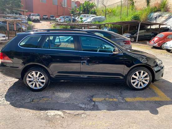 VOLKSWAGEN-JETTA-2.5 I VARIANT 20V 170CV GASOLINA 4P TIPTRONIC VOLKSWAGEN-JETTA-2010