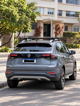 VOLKSWAGEN NIVUS 1.0 200 TSI TOTAL FLEX HIGHLINE AUTOMÁTICO