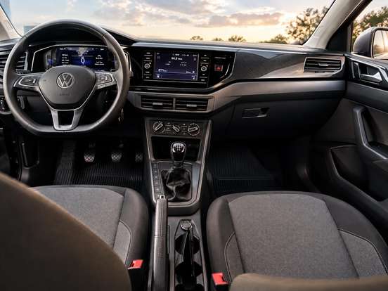 VOLKSWAGEN-POLO-2023