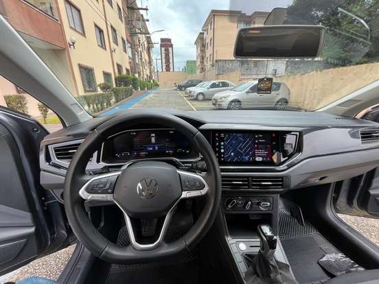 VOLKSWAGEN-POLO-2024