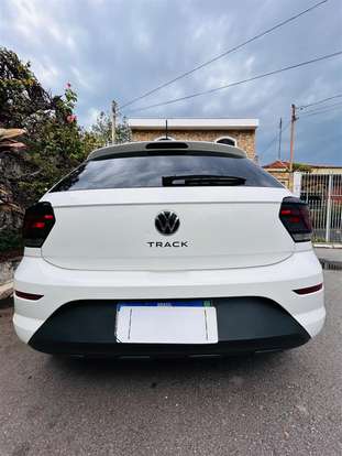 VOLKSWAGEN-POLO-2024