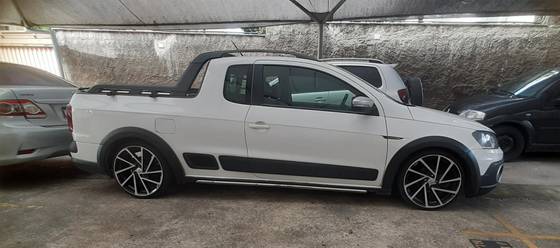 VOLKSWAGEN SAVEIRO 1.6 CROSS CE 8V FLEX 2P MANUAL