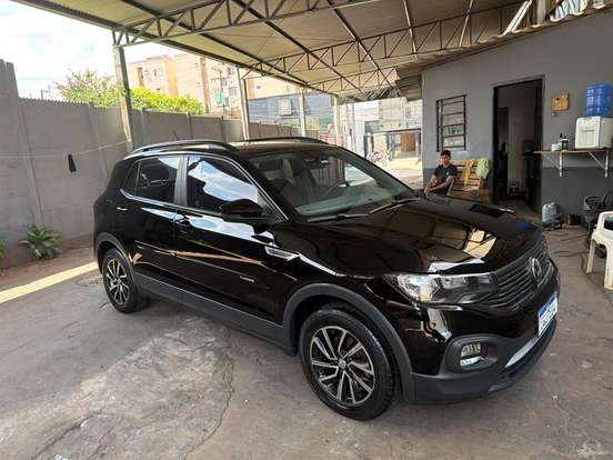VOLKSWAGEN-T-CROSS-2021