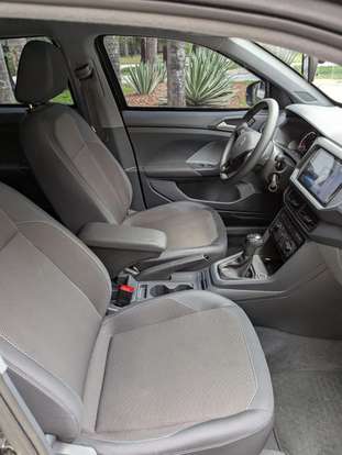 VOLKSWAGEN-T-CROSS-2022