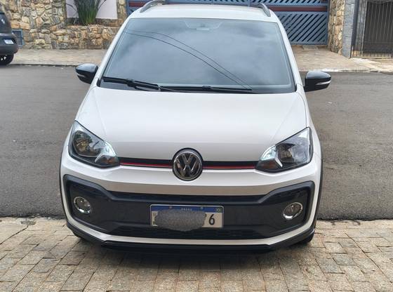 VOLKSWAGEN UP 1.0 170 TSI TOTAL FLEX XTREME 4P MANUAL