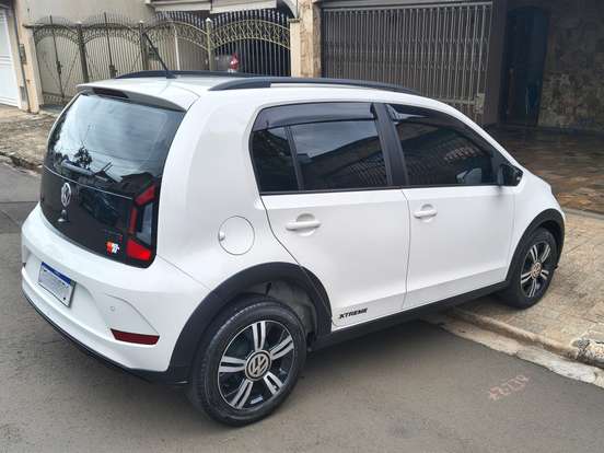 VOLKSWAGEN-UP-1.0 170 TSI TOTAL FLEX XTREME 4P MANUAL VOLKSWAGEN-UP-2020