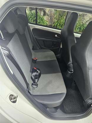 VOLKSWAGEN-UP-2017