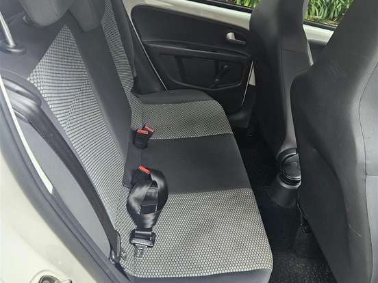 VOLKSWAGEN-UP-1.0 MPI MOVE UP 12V FLEX 4P AUTOMATIZADO VOLKSWAGEN-UP-2017