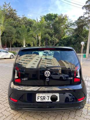 VOLKSWAGEN-UP-2017
