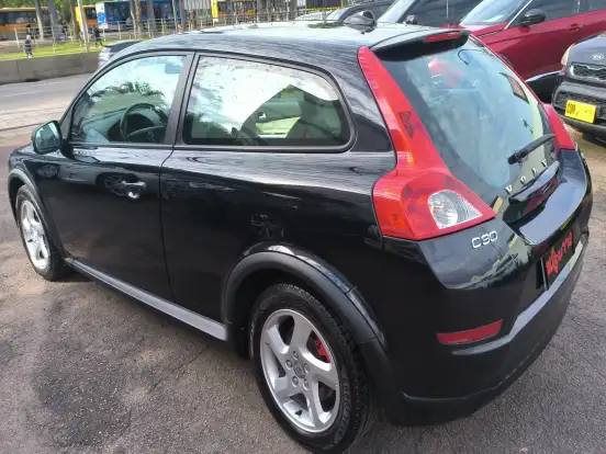 VOLVO-C30-2.0 GASOLINA 2P AUTOMÁTICO VOLVO-C30-2010