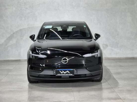 VOLVO-EX30-2024