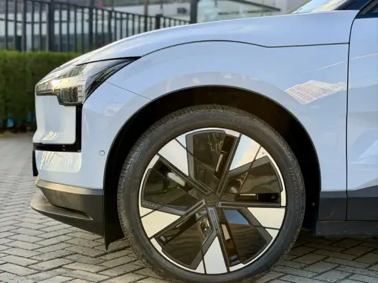 VOLVO-EX30-69 KW ELÉTRICO PERFORMANCE ULTRA VOLVO-EX30-2026