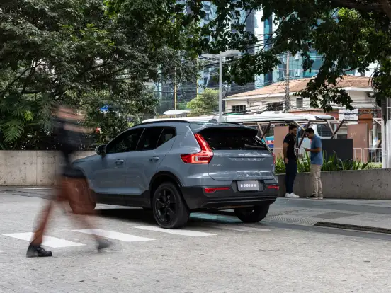 VOLVO-XC40-2.0 T4 GASOLINA GEARTRONIC VOLVO-XC40-2019