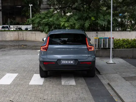 VOLVO-XC40-2.0 T4 GASOLINA GEARTRONIC VOLVO-XC40-2019
