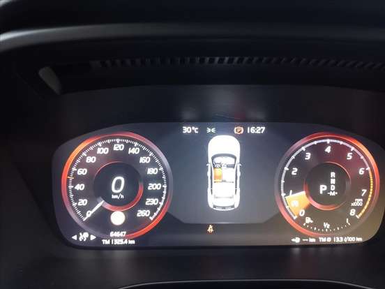 VOLVO-XC40-2.0 T4 GASOLINA INSCRIPTION GEARTRONIC VOLVO-XC40-2020