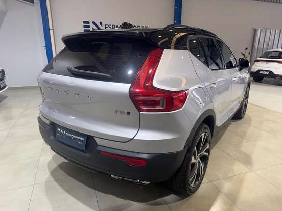 VOLVO-XC40-2.0 T5 GASOLINA R-DESIGN AWD GEARTRONIC VOLVO-XC40-2019
