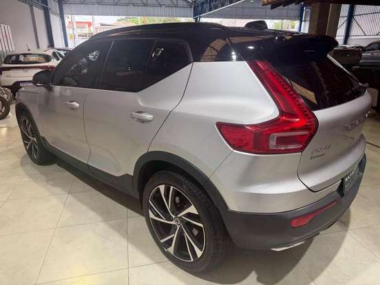 VOLVO-XC40-2.0 T5 GASOLINA R-DESIGN AWD GEARTRONIC VOLVO-XC40-2019