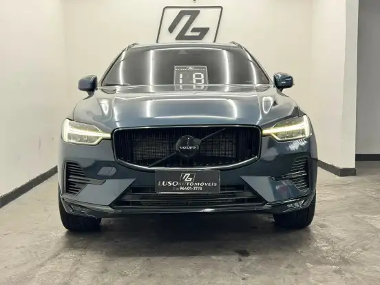 VOLVO-XC60-2018