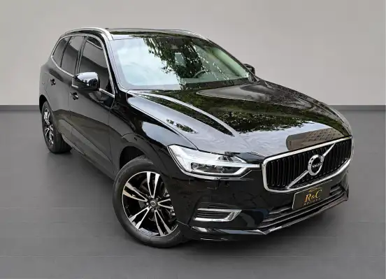VOLVO-XC60-2020
