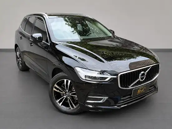 VOLVO-XC60-2.0 T8 HYBRID MOMENTUM AWD GEARTRONIC VOLVO-XC60-2020