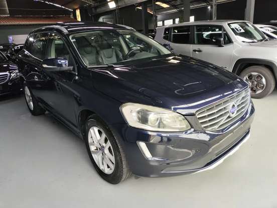 VOLVO-XC60-2016