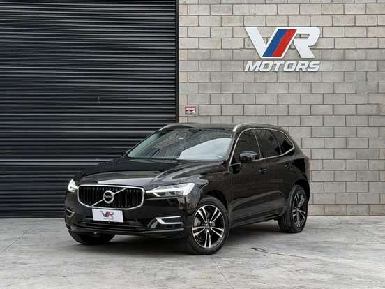 VOLVO-XC60-2020