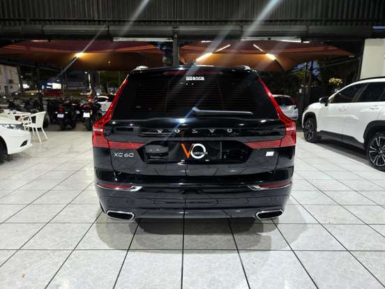 VOLVO-XC60-2.0 T8 HYBRID MOMENTUM AWD GEARTRONIC VOLVO-XC60-2021