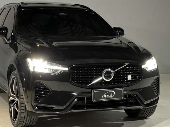 VOLVO-XC60-2023