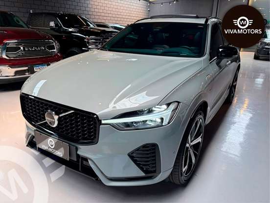 VOLVO-XC60-2025