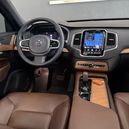 VOLVO-XC90-2024