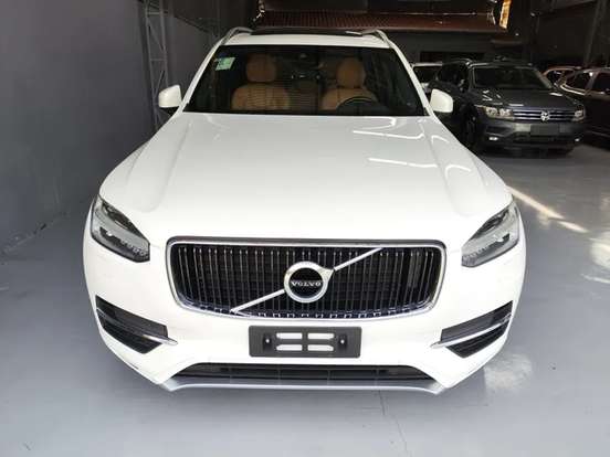 VOLVO-XC90-2.0 T6 GASOLINA MOMENTUM AWD GEARTRONIC VOLVO-XC90-2018