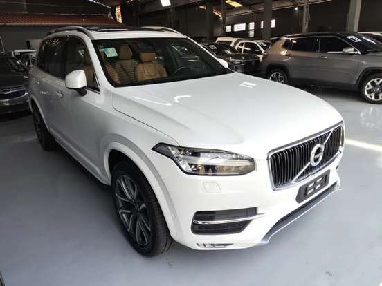 VOLVO-XC90-2.0 T6 GASOLINA MOMENTUM AWD GEARTRONIC VOLVO-XC90-2018