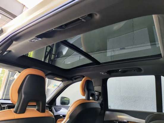 VOLVO-XC90-2.0 T6 GASOLINA MOMENTUM AWD GEARTRONIC VOLVO-XC90-2018