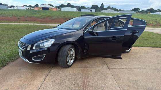 VOLVO S60 2.0 T5 DYNAMIC GASOLINA 4P AUTOMÁTICO