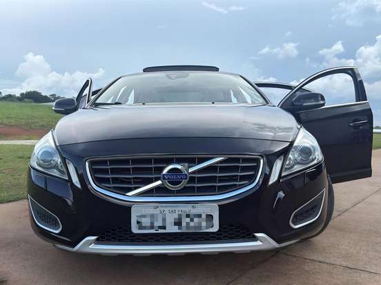 VOLVO-S60-2.0 T5 DYNAMIC GASOLINA 4P AUTOMÁTICO VOLVO-S60-2012