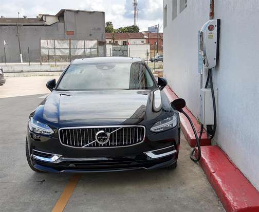 VOLVO-S90-2020