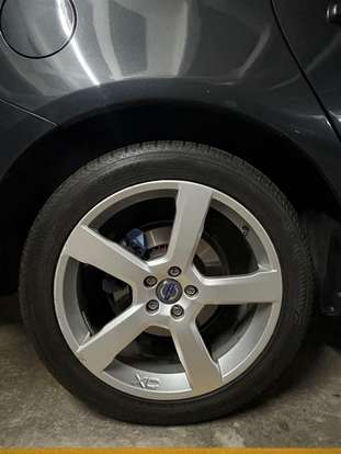VOLVO-XC60-2014