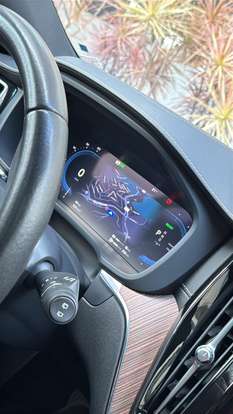 VOLVO-XC60-2022