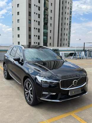 VOLVO-XC60-2022