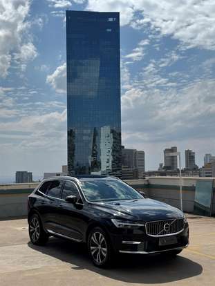 VOLVO-XC60-2022