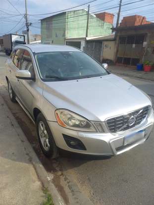 VOLVO-XC60-2010