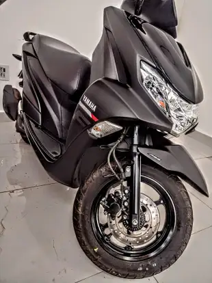 YAMAHA-FLUO 125 ABS-2024