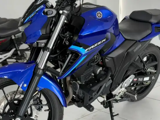 YAMAHA-FZ25 FAZER CONNECTED ABS YAMAHA-FZ25 FAZER CONNECTED ABS-2025