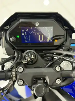 YAMAHA-FZ25 FAZER CONNECTED ABS-2025