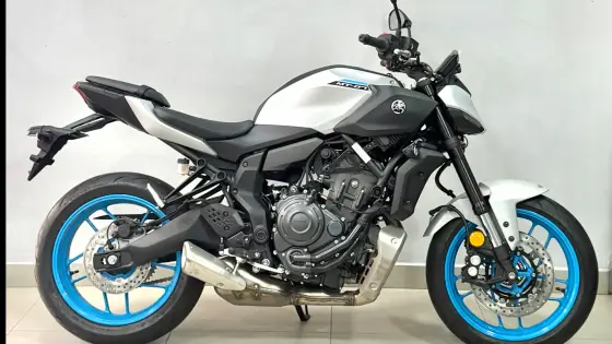 YAMAHA MT-07 CONNECTED ABS 