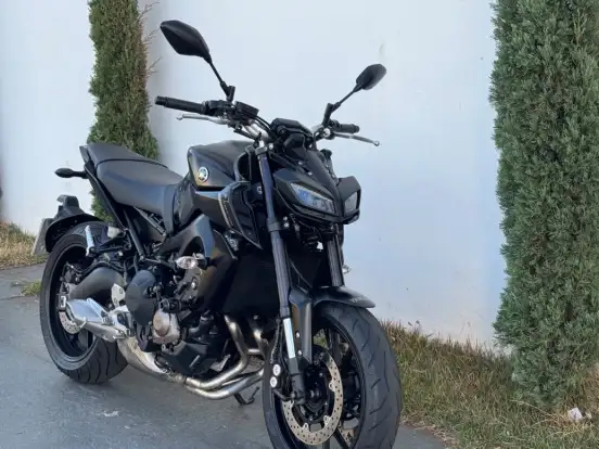 YAMAHA-MT-09 YAMAHA-MT-09-2023