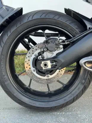 YAMAHA-MT-09-2023