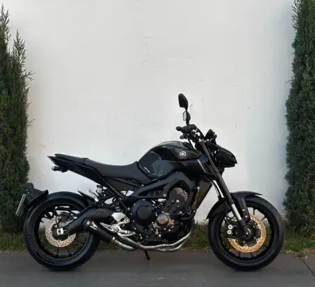 YAMAHA-MT-09-2024